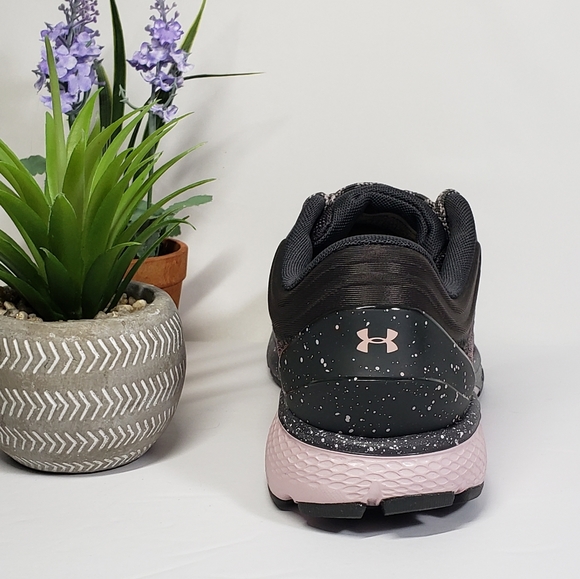Underarmour Women's Charged Escape 3 - Picture 4 of 16